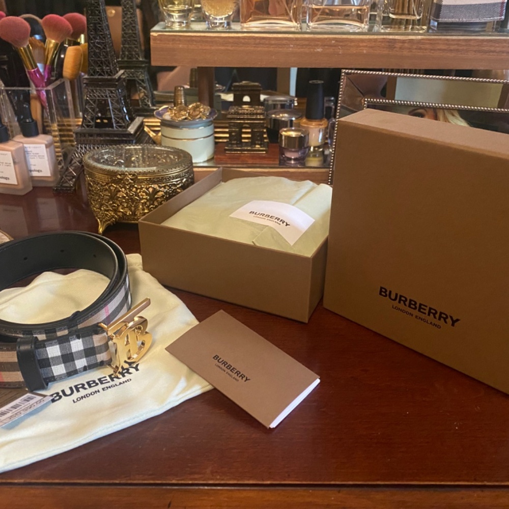 Burberry Belt - Picture 2 of 5